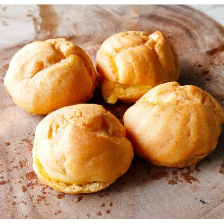 Mao Shan Wang Durian Cream Puff